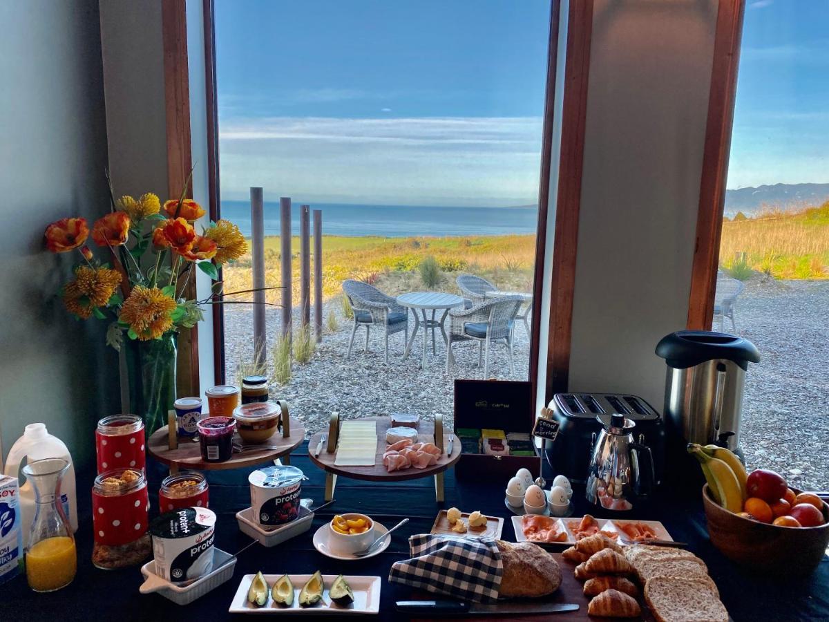 “The Cliffs” Humpridge View Motels Tuatapere Exteriör bild